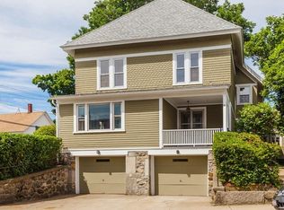 20 Berkeley St, Lawrence, MA 01841