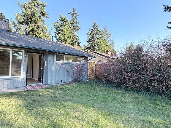 3rd image of 14026 20th Ave NE