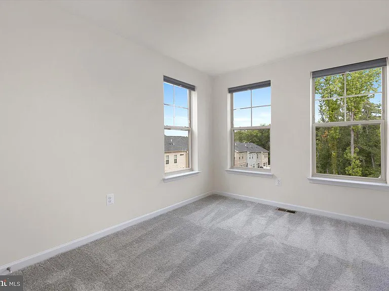 7210 Hartley Ln — Photo 23