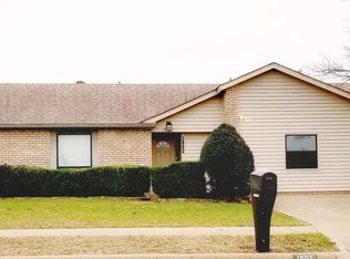 1902 Robert E Lee Dr, Killeen, TX 76543