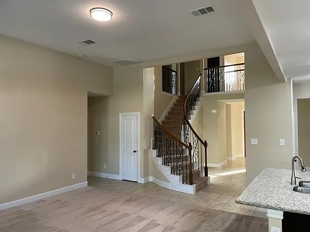 18231 Willow Edge Dr — Photo 2
