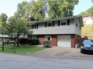 116 Autumn Dr, Dunbar, WV 25064