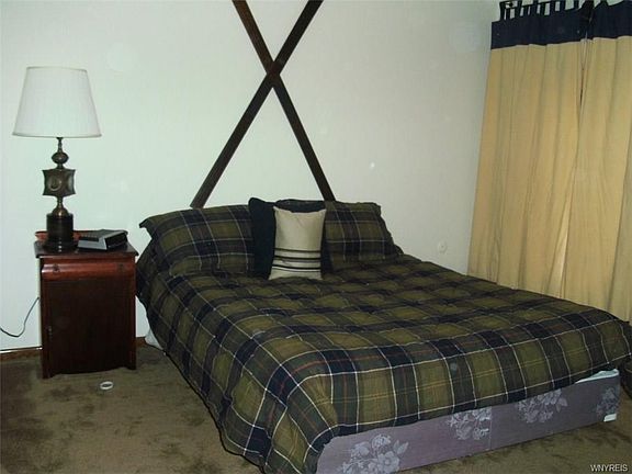 4th image of 6604 Plum Creek Rd