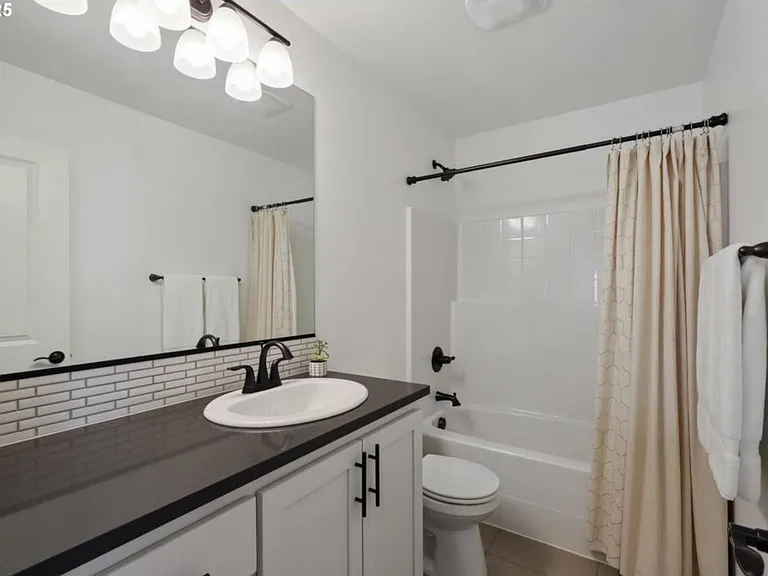 NW Olive St — Photo 7