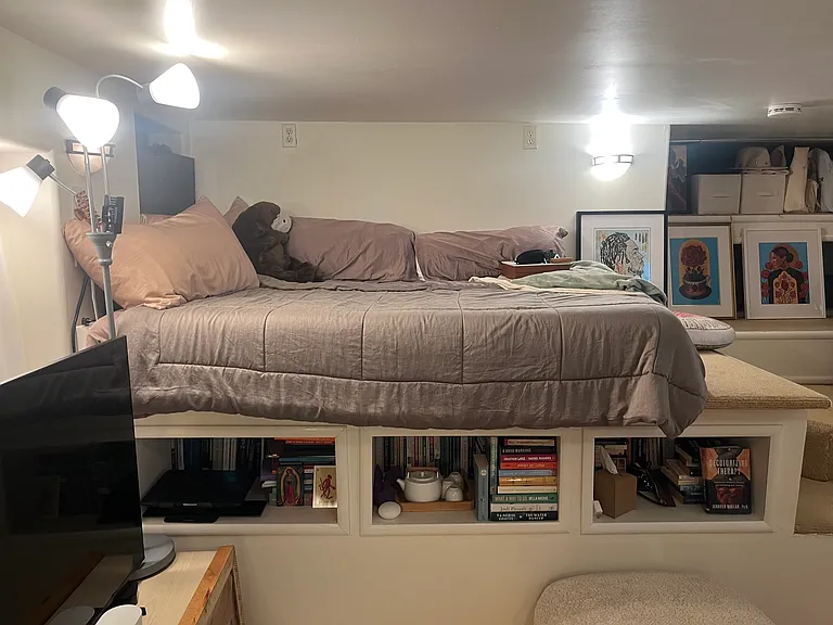 2595 Buena Vista Way #C — Photo 8