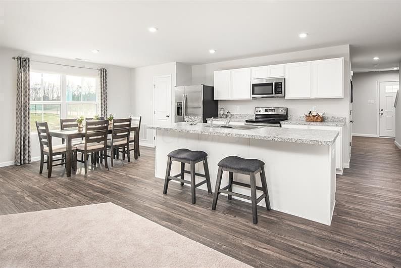 8585 Greengate Blvd, Canal Winchester, OH 43110 MLS 222034132 Zillow