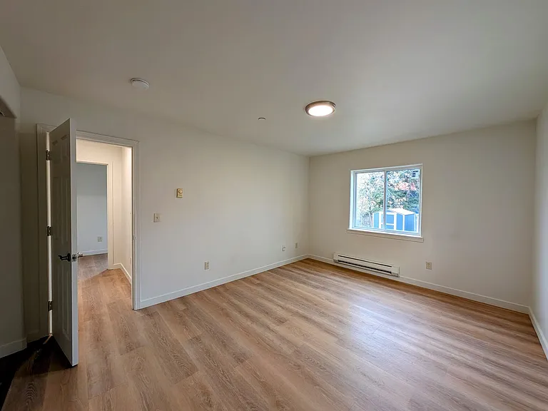 533 Methow St — Photo 16