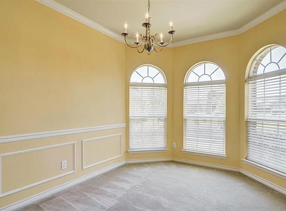 4th image of 8002 Glenside Dr