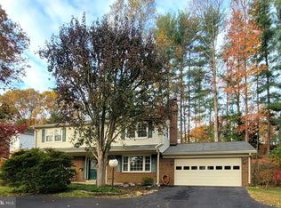 7099 Game Lord Dr, Springfield, VA 22153