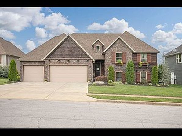 409 W Landsdowne Dr