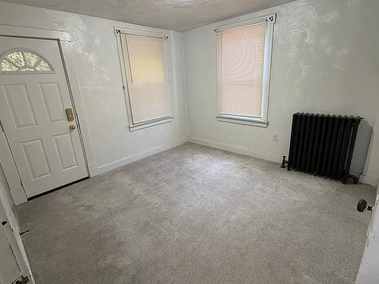 725 Greensburg Pike #725 — Photo 4