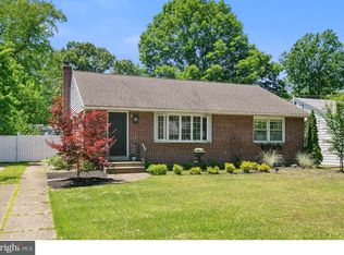 810 Grove St, Haddonfield, NJ 08033