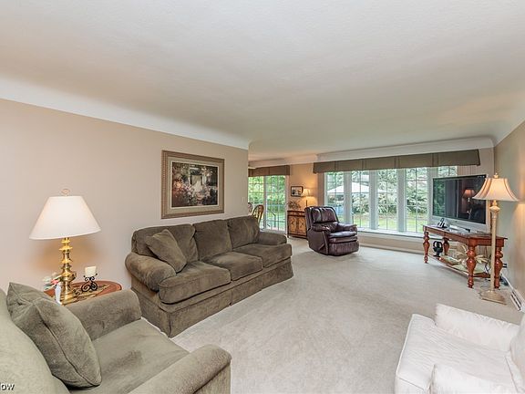 3rd image of 7481 Dawn Haven Dr