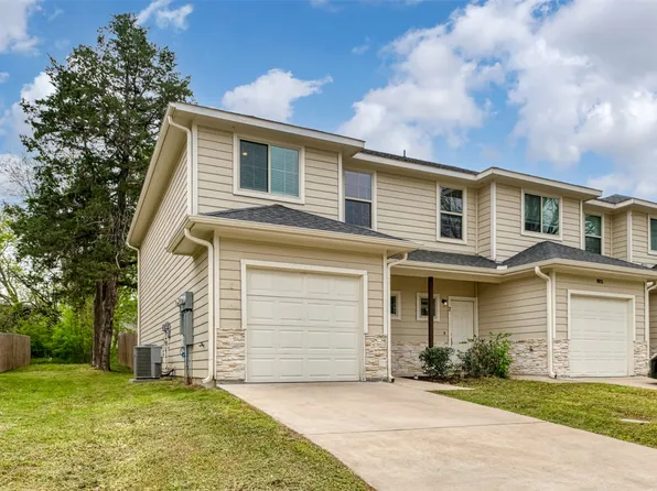 805 S 6th St, Bonham, TX 75418