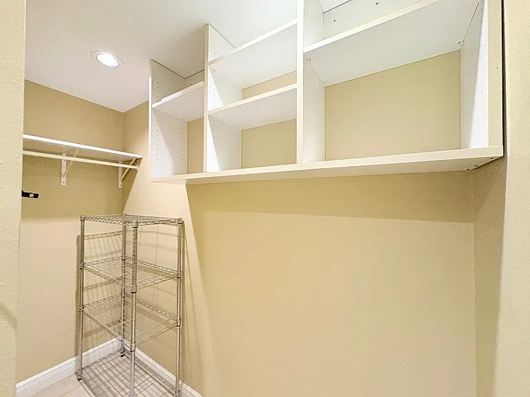 4441 Burbank Dr #108 — Photo 15