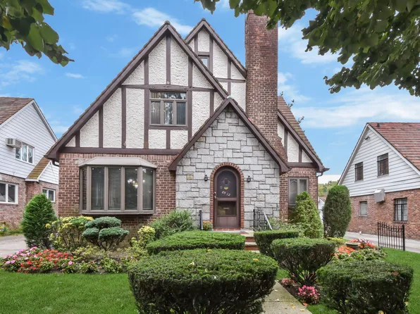 85-12 Wicklow Place image 1 of 20