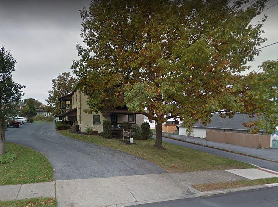 Private drive and parking lot