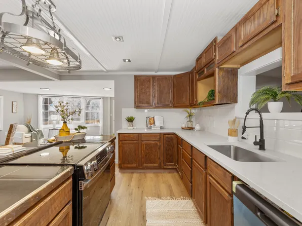 412 E 63rd St N, Wichita, KS 67219