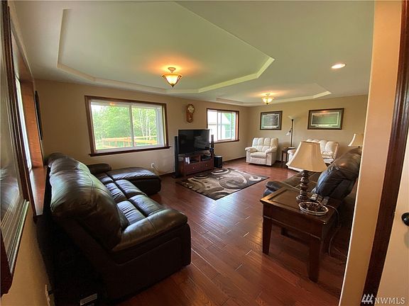 4th image of 14519 141st Ln SE