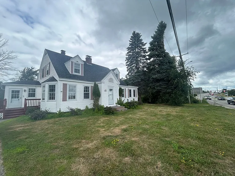 1430 Woodbury Ave — Photo 18