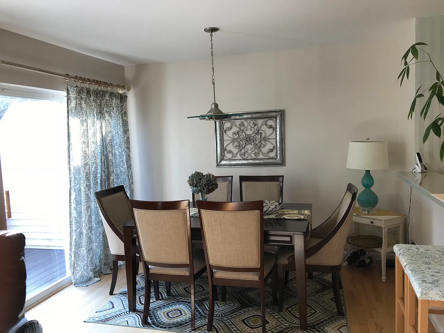 2 bed, 1.5 bath, 1532 sqft, $2,900 — Photo 2