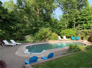 32 Saw Mill Rd, New Fairfield, CT 06812