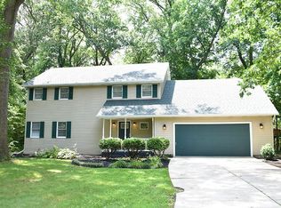 30930 Ridgeview Dr, Elkhart, IN 46517