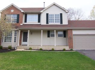 3955 Peartree Dr, Lake In The Hills, IL 60156