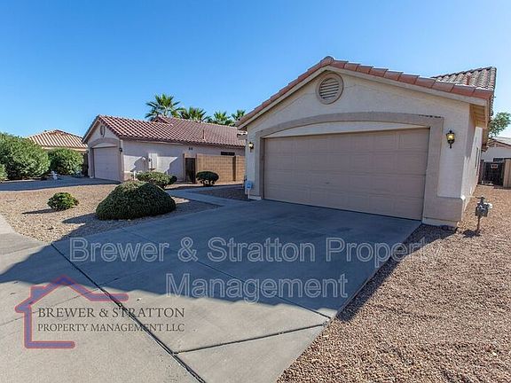3rd image of 5243 E Florian Ave