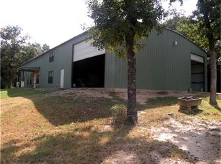 536 Meadow Creek Rd, Bellville, TX 77418