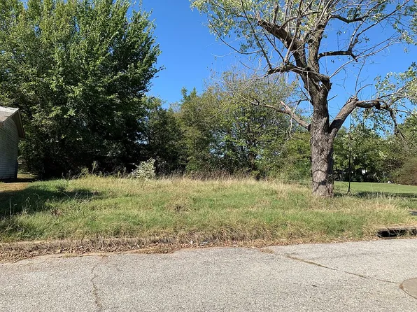 6370 N Cheyenne Ave, Tulsa, OK 74126