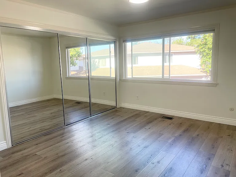 5470 Baltimore Dr #11 — Photo 9