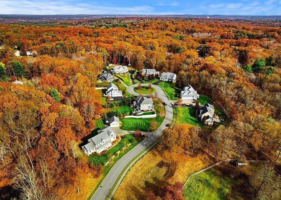 2 Aldrich Ln, Westford, MA 01886 Zillow