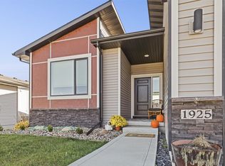 1925 Southbridge Dr, Adel, IA 50003