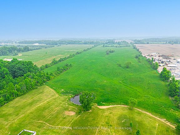 3rd image of 965 Metler Rd