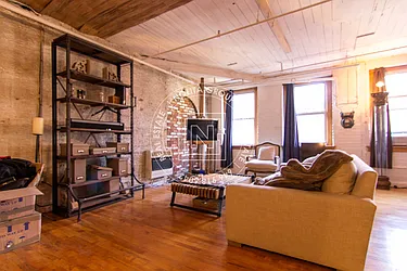 Rented by Nolita Group