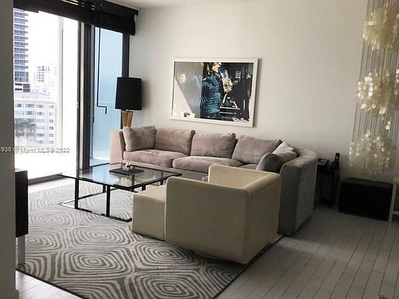 2nd image of 2201 Collins Ave #1922