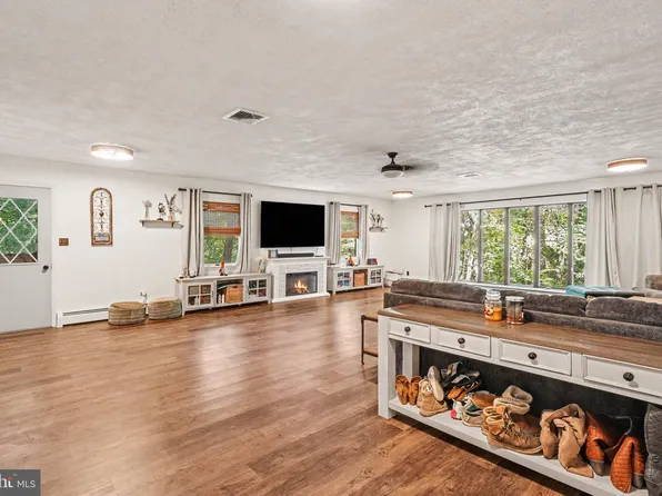 2741 Greene Ln, Baldwin, MD 21013