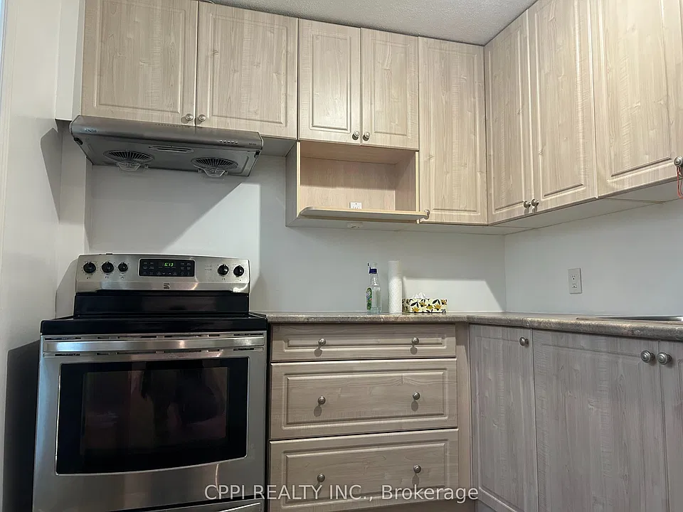 10 Pettibone Sq #MAIN