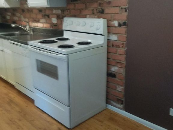 2nd image of 1366 N Garfield St APT 210