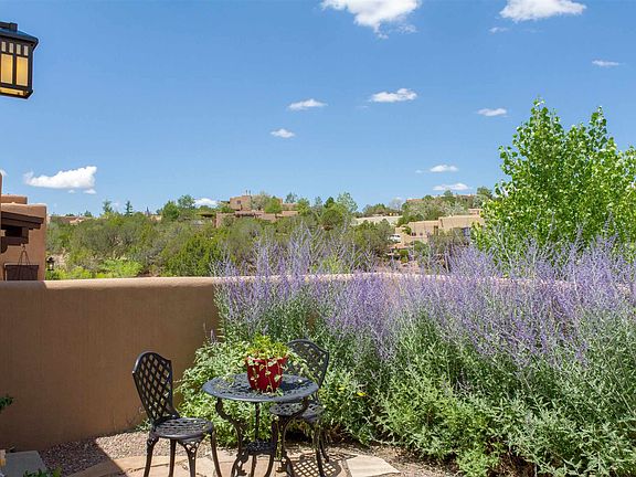 3rd image of 310 La Mancha Ct