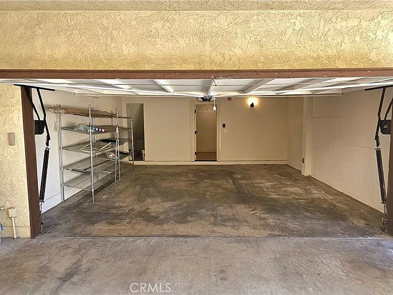 121 N Muscatel Ave — Photo 35
