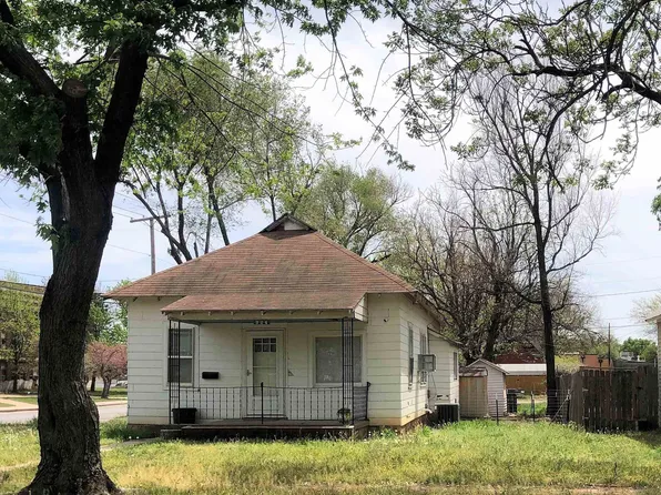 324 E 9th St, Wellington, KS 67152