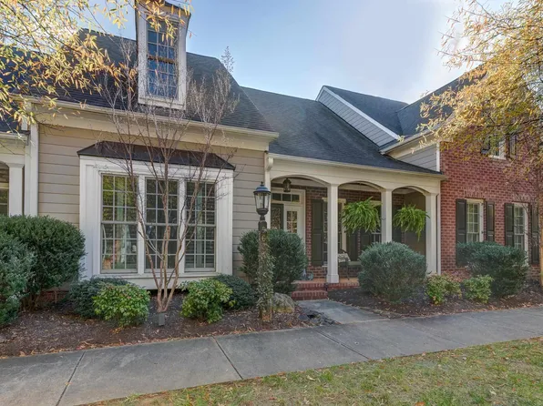 5634 Upland Dr, Crozet, VA 22932