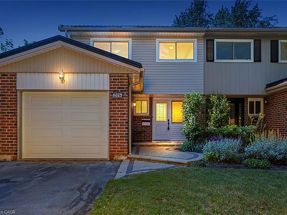 2nd image of 2996 Salerno Cres