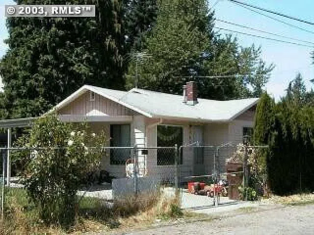 8855 SE Fuller Rd photo 1