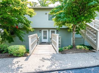 3433 McNary Pkwy #105, Lake Oswego, OR 97034