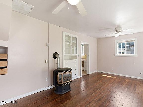 3rd image of 120 Northview Ave