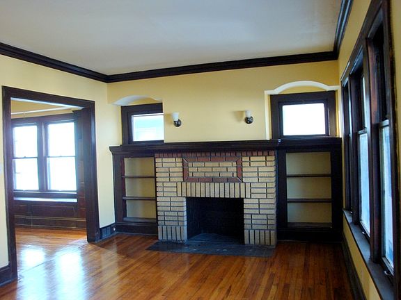 3rd image of 3613 E 112th St