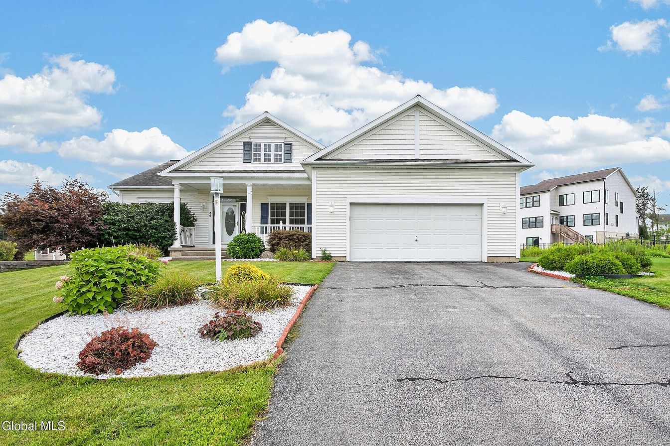 1st image of 39 Schwaber Drive